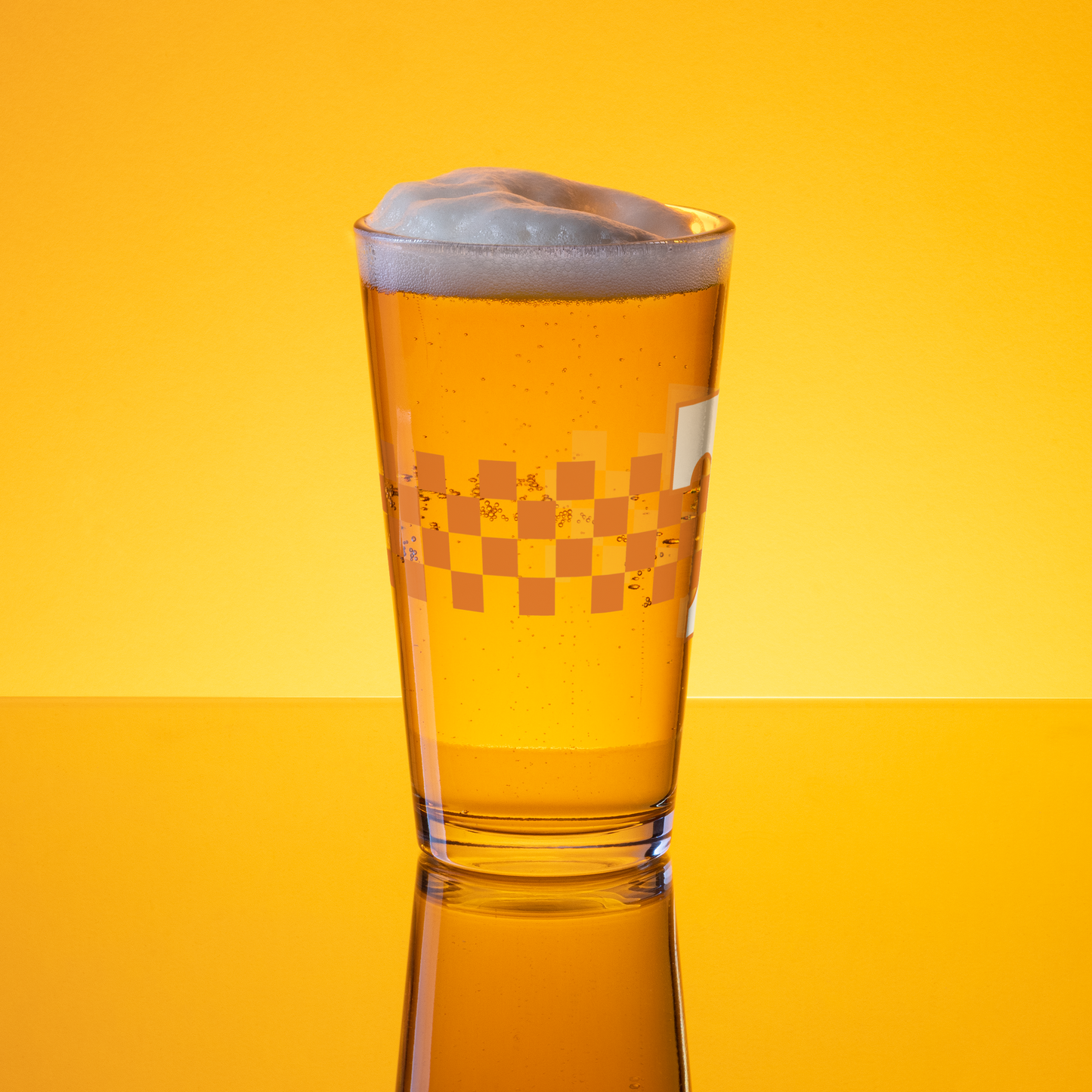 Tennessee Checkered Shaker Pint Glass